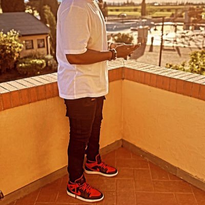 Jasonchibanda's profile picture. 