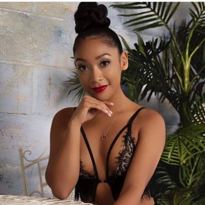 hoedes15's profile picture. 🌈 Aquarius ♒2,3🇳🇮
🏝️Miami, Fl
🍑Top 5.6%