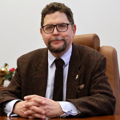 Podsekretarz stanu w Ministerstwie Nauki i Szkolnictwa Wyższego. Profesor uczelni na Uniwersytecie Warszawskim. Członek Polski 2050 Szymona Hołowni.