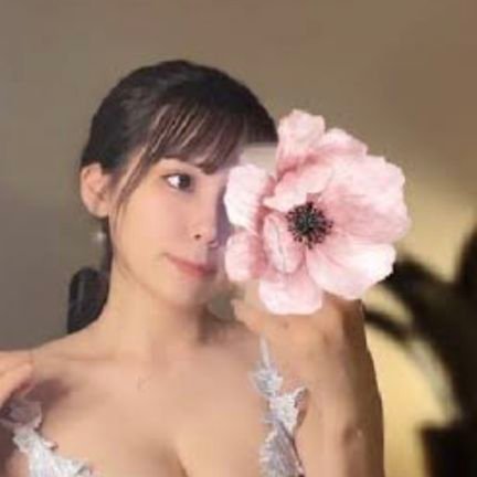 こんにちは。
女風垢。セラピストさんともどもよろしくお願いいたします。
主婦/既婚者/女風歴3年目。
大阪梅田在住/DMは返事できるときにさせていただきます。/挨拶DMは歓迎です