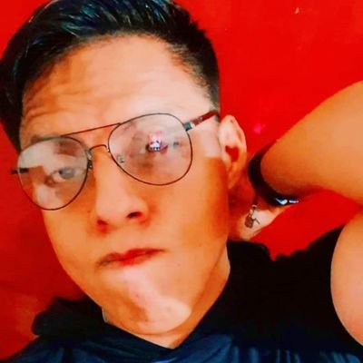 Soy Hugo vivo en Coatzacoalcos Veracruz. Soy libra ⚖️ mexicano obviamente estudie gastronomía versatil en todo sentido mi número 9211301006