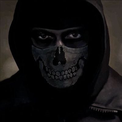 Shigaraki141's profile picture. 01 não é 02🥷🏾💭