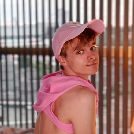 🔥 18+
✨ Just an innocent twink boy doing some naughty things
🤫 https://t.co/DQug21tlEY
🎥 Model for @Staxus
✉️ DM for Collab 👀
