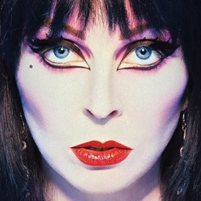 centrist's profile picture. 🎗️