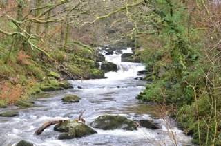 Automatic updates from an amateur weather station in the Brendon Valley, Exmoor (Devon UK). Provides basic, up to date meteorological information.