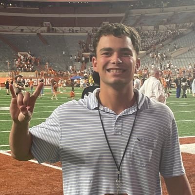 UT Austin Communications and Sport Management '25 Dave Campbell’s @Texan_Live former Flxatx LBJ Reporter. Hookem 🤘