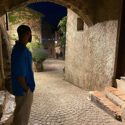 InfluentBoucle's profile picture. 