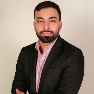 ‏‏‏كاتب، متخصص في القانون العام. 
Writer, specialized in Public Law