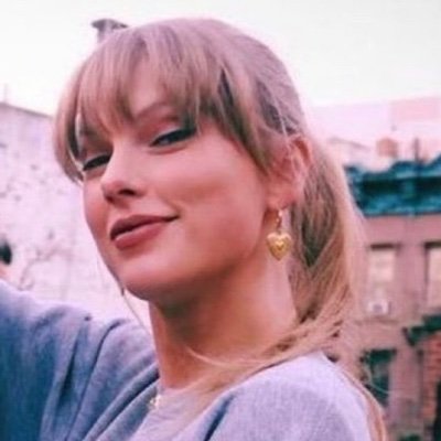 zoeiskarma's profile picture. take me to the lakes where all the poets went to die