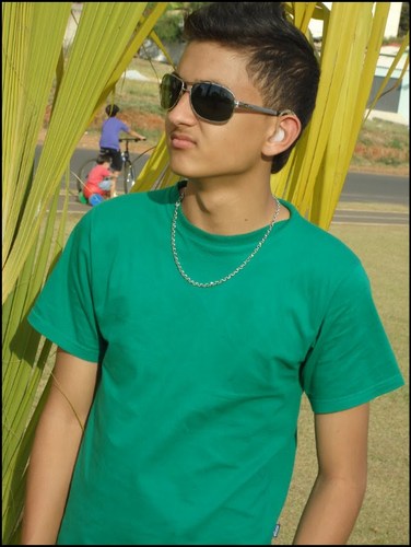 nghjtgbrj's profile picture. 