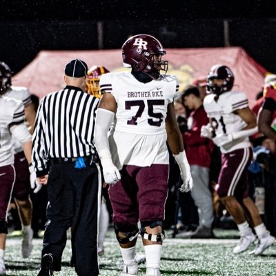 Brother Rice HS//C/O 24’//#77//6’2//275//OT