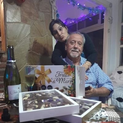 PERIODISTA 45 AÑOS, CO PILOTO RALLY, BOLSOOO, BOHEMIOS MARRÓN  SEREGNISTA Casado con Sil Barragan