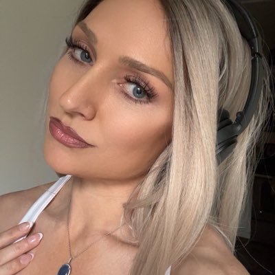 ItalianDutchy's profile picture. 🇳🇱 🇮🇹 Lovin’ life! Travels & Adventures 🌏 Hope I have a coin that moons!!!! 🚀 #BTC Whole Coiner 😎 Livin’ in Japan 🇯🇵