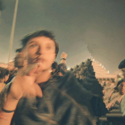 nahsi_ishan's profile picture. bound.