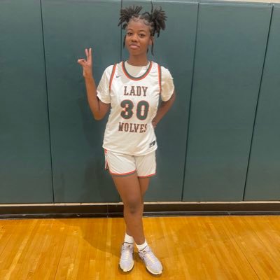 Timberland High School 🧡💚. • C/O 26’ • 5’9 •C-PF • #30