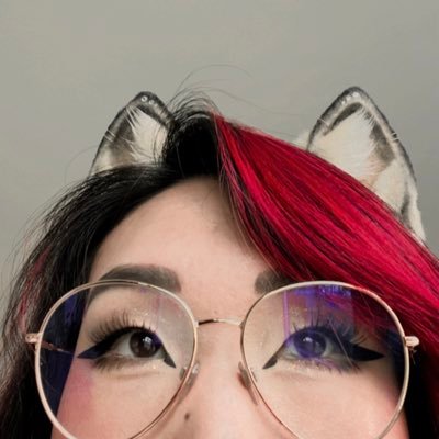 I’m rarely on here…. kemonomimi 😽💜 | more excuse to post my ear collection :p