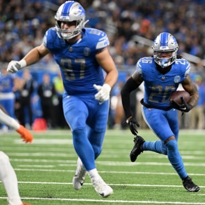 LOVE THE LIONS WHEN THEY WIN, HATE MY LIFE WHEN THEY LOSE. Jahmyr Gibbs is the next Barry Sanders. He might actually be the best running back in the league.