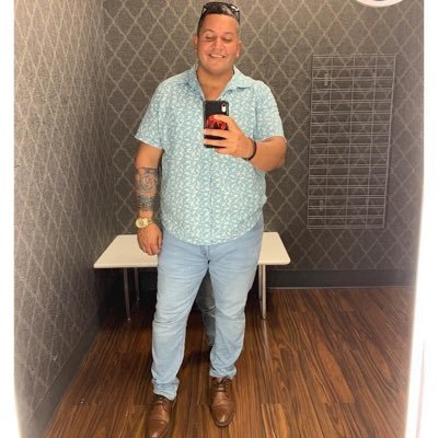 UPRA Ex Alumn. Catador de de 🥩 y nenas lindas, mi opinión es absoluta y mi fe es abstracta, sarcástico hasta el tuétano.