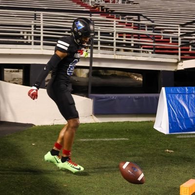 Division 1 Wr/Db Bounce Back — @reiverfootball CC. 3 ⭐ Wr/Db. (247 Sports) 6’3 195lbs (4.51 40) RECRUITMENT OPEN (10+ D1 offers) May Grad