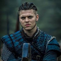 K I N G(@callmeivar) 's Twitter Profile Photo