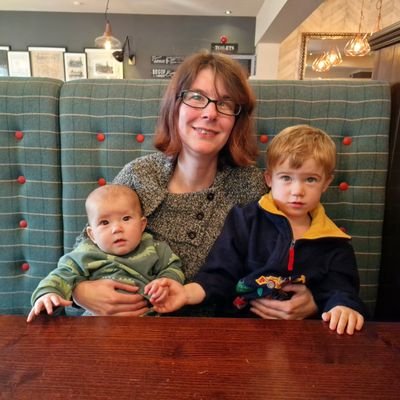 Resisting the dark side since forever. SAHM from Norfolk UK. I like being different. Instagram: LMI1986