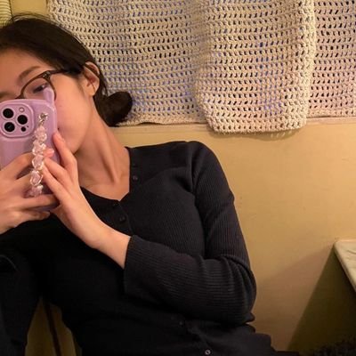 membatsuh's profile picture. 