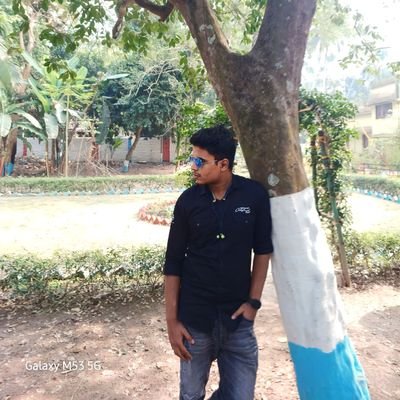 ronitpaul2005's profile picture. 𝖉𝖔𝖓'𝖙 𝖇𝖊 𝖆💪 𝖘𝖙𝖗𝖔𝖓𝖌 𝖒𝖆𝖓,𝖇𝖊 𝖆 ❄️𝖈𝖔𝖑𝖉 𝖒𝖆𝖓😇.......
:
My favourite game is cricket 🏏
I ❤️ Biriyani, Momo