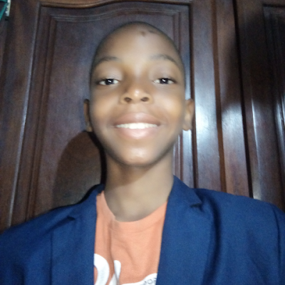 AvahouinMi36435's profile picture. 