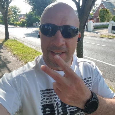 dany012007's profile picture. 