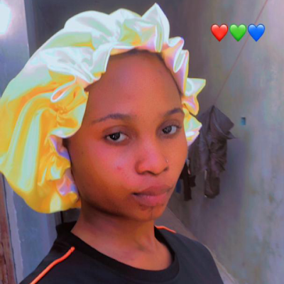 AzeezatOmo16605's profile picture. 