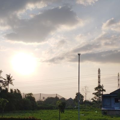 H58887Hilaaa's profile picture. 