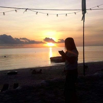 maghuyop44439's profile picture. be happy always 😊