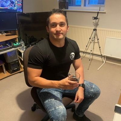 Fitness, engineer, developer.
Currently building my own Self-Evolving AI.
IG: @marcosilvaz1 @saiorigin