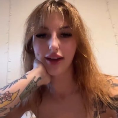 LampFocus21663's profile picture. 