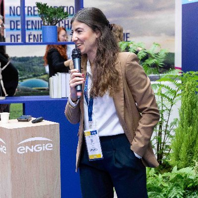 Chargée des Affaires Publiques chez @ENGIE_Bioz,
diplômée @scpobx,
#AffairesPubliques #Transition #Energie #Biomethane #Compol