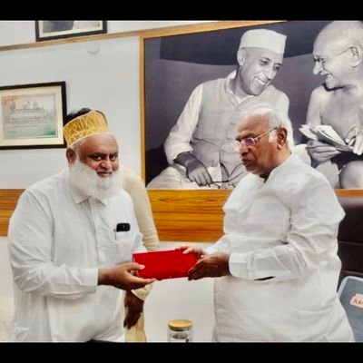 President : Kutch District Muslim Community 🌷 secretary : Gujarat Pradesh Congreess Committee https://t.co/6wrp3gzkP0.+919426251786