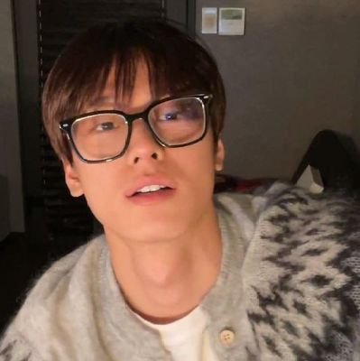 jjyujaezi Profile Picture