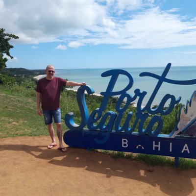 fatalitas2's profile picture. 🇧🇪 🇧🇷
Nada é por acaso. 
( Rien n'est dû au hasard.)