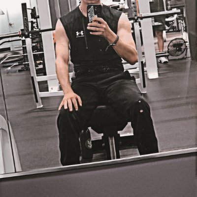 unchartedgames's profile picture. I'm 24 and work road construction 😈
Looking for fun 😁