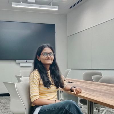 NandvikarM's profile picture. Ex-intern @Expedia