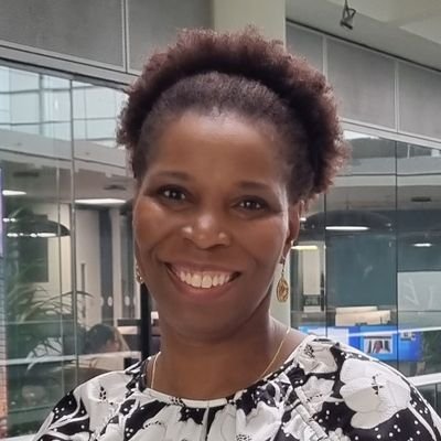 Pharmacist, Chair, English Pharmacy Board & Assembly Member Royal Pharmaceutical Society, @TheIHI trained QI coach, book addict, retweets are not endorsements,