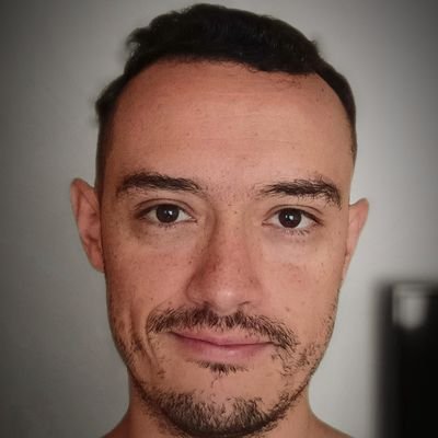 calambrukas's profile picture. ñoño tiempo completo, datos ñoños e inútiles