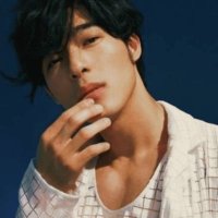 kloo (@aikge) 's Twitter Profile