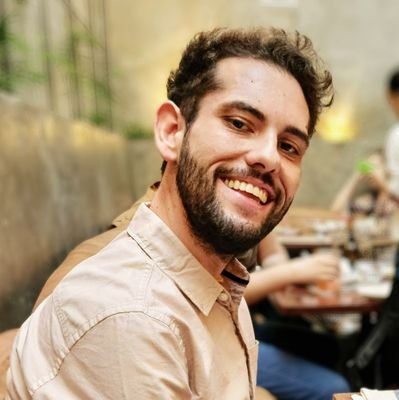 “Eu não sou um profeta, o meu trabalho é construir janelas onde antes havia somente paredes”.
– Michel Foucault –