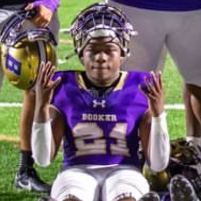 co''2024🏪 W/M LB Position 5,8 180lbs 📍(Sarasota FL) ATH @ Sarasota Booker 💜💛 #sotadame GPA:3.0