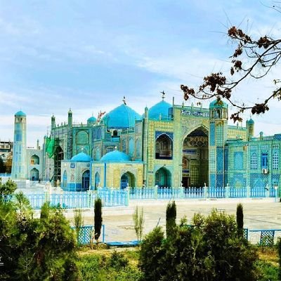 پيسې او مقام هر وخت د چا
سره نه وى
پام کوى چى اصليت اوانسانيت
هير نه کړى!❤️