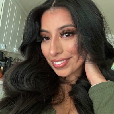 yakie415's profile picture. mommy👩‍👦 | educator 👩🏽‍🏫