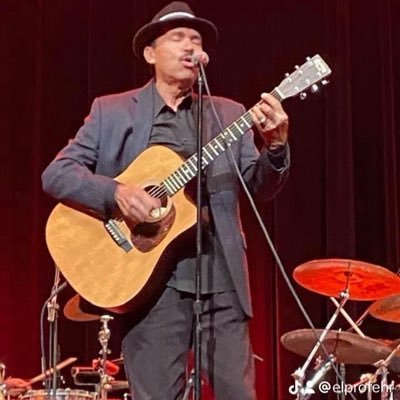 Herman Rodríguez (El Profe) is a recording artist, has been nominated twice by HMMW and once by HIMW. He is a member of Grammys and Latin Grammys.