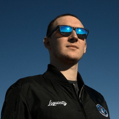 Drum and Bass DJ, studio engineer, occasional producer. Top 100 energetic people you'll ever meet. Liquicitizen for life.