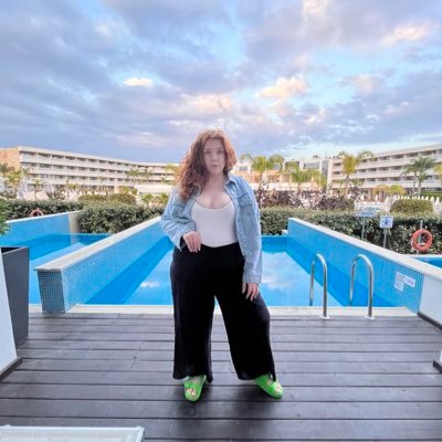 emily_mccolg's profile picture. I’m not a regular millennial. I’m a cool millennial.